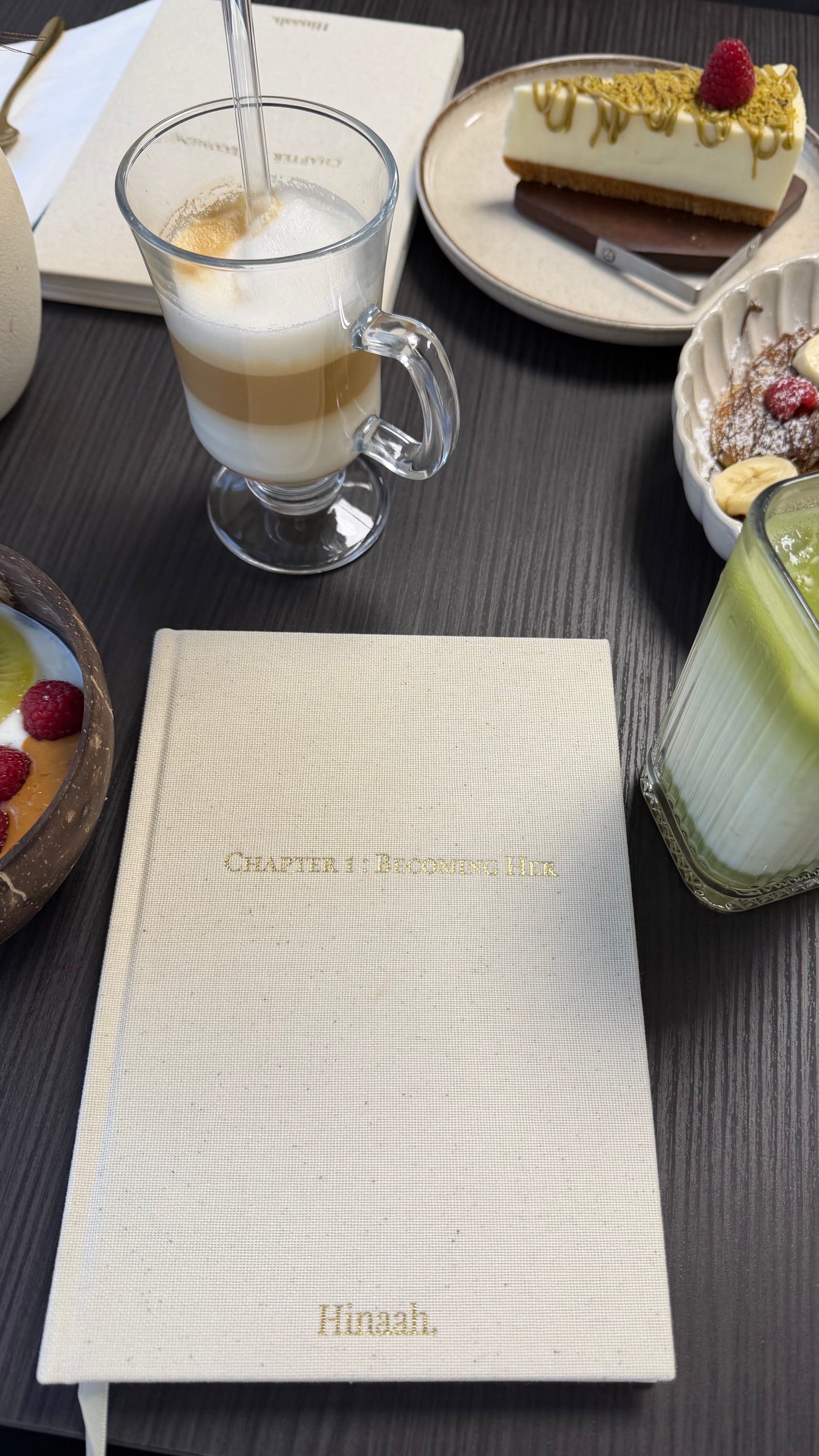 Chapter 1 : Becoming Her